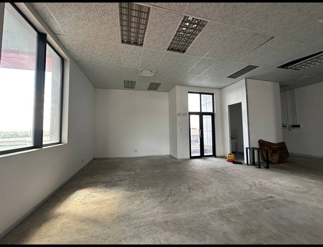 223.14M² OFFICE TO LET IN CENTURION CENTRAL